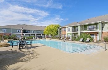 Outdoor swimming pool
